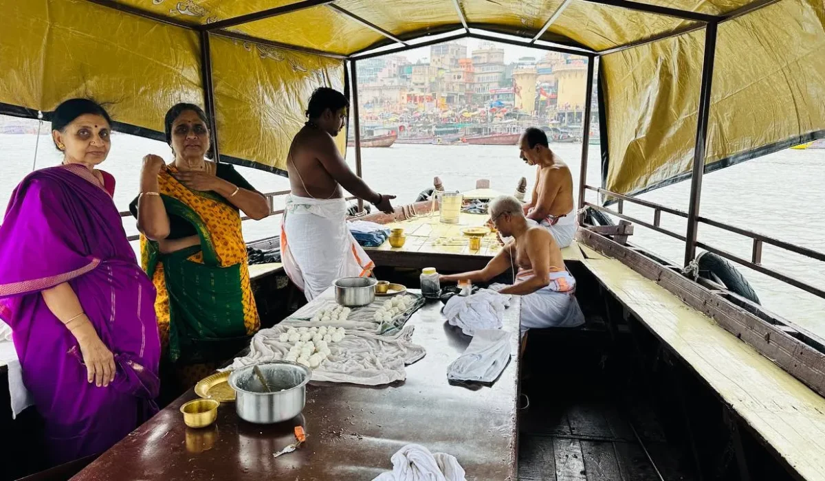 2 Brahmin Pandit puja package in Kashi